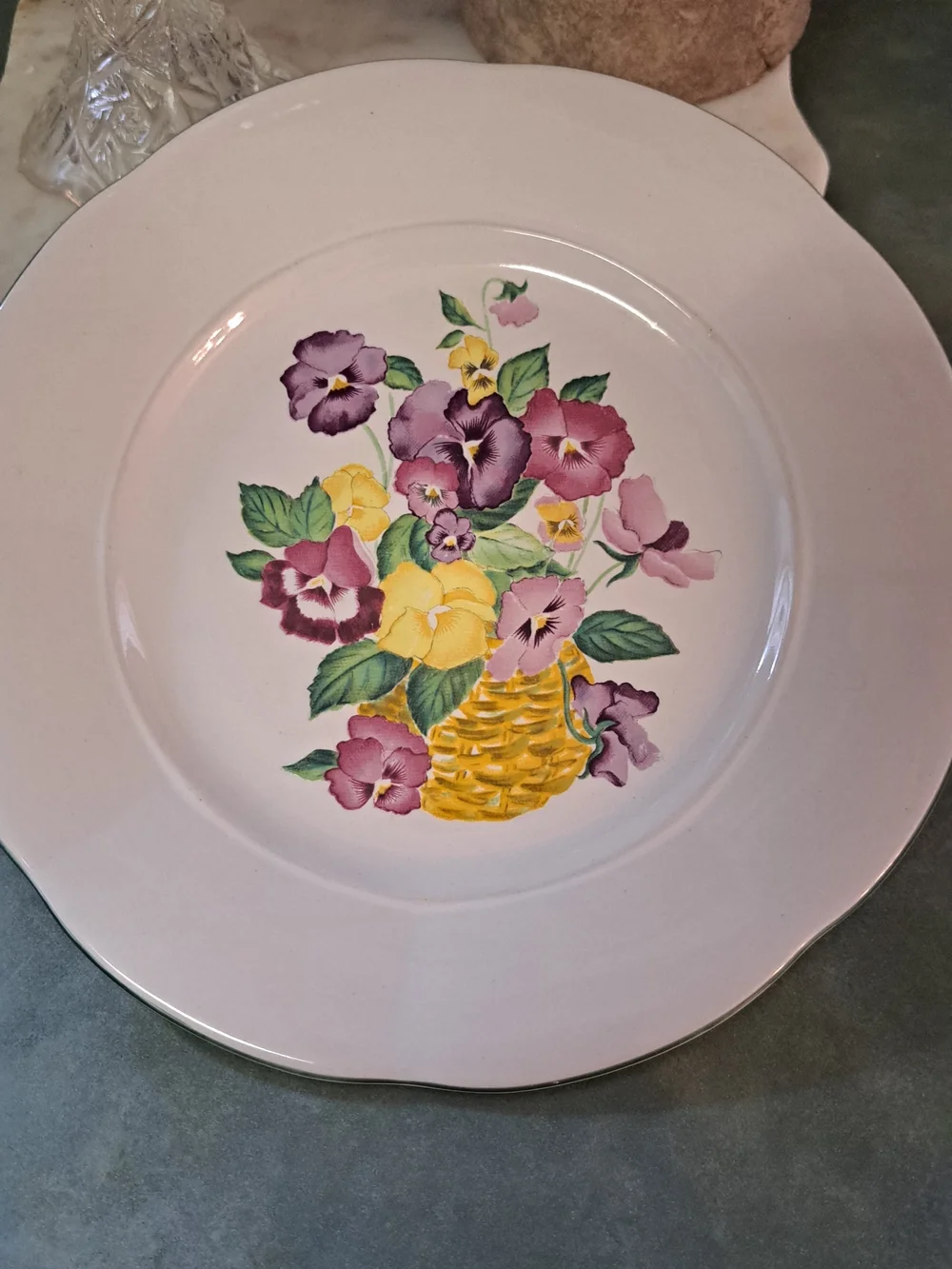 Pansy Bouquet Floral Vintage Decorative Dinner Plate - White and Multicolor